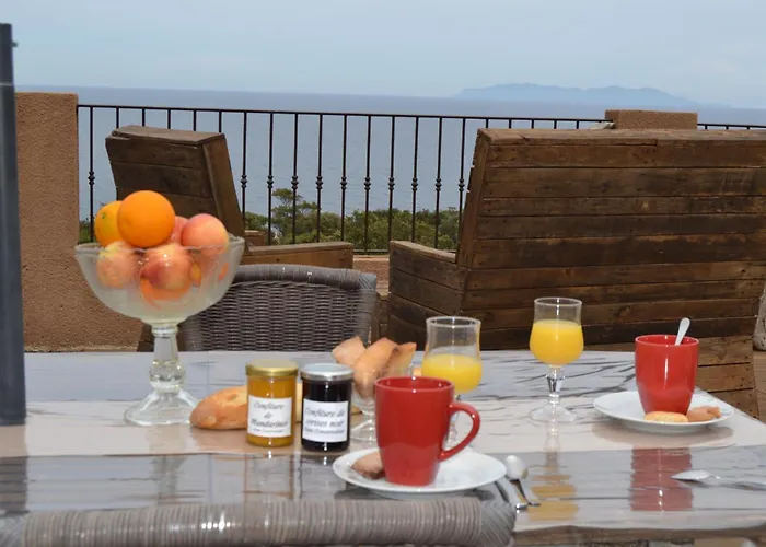 Casa Di Babbo Macinaggio (Corsica)